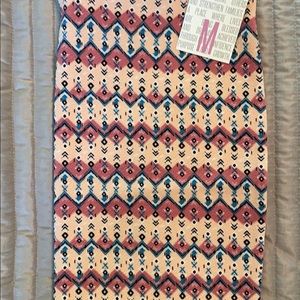 Lularoe Cassie skirt (pencil skirt) - size M